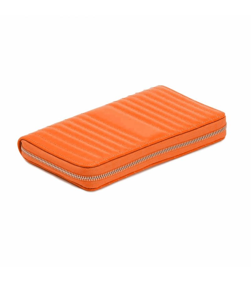 MARIA JEWELRY PORTFOLIO, Material: Leather
Storage: 1 earring tab, 1 ring tab, 2 zip compartments, 4 snap-on necklace hooks with pocket
LusterLoc™: Allows the fabric lining the inside of your jewellery cases to absorb the hostile gases known to cause tarnishing. Under typical storage conditions, it can prevent tarnishing for up to 35 years
8.75" L X 5.25" W X 1.25" H
, Gifts, WOLF DESIGNS, INC