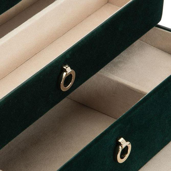 LARGE ZOE JEWELRY CASE, Forest green velvet
20 compartments: 18 ring rolls, 12 necklace storage, 5 bracelet compartments, 6 bracelet/watch cuffs, and removable mini travel piece
LusterLoc™:, Jewelry Case, Wolf