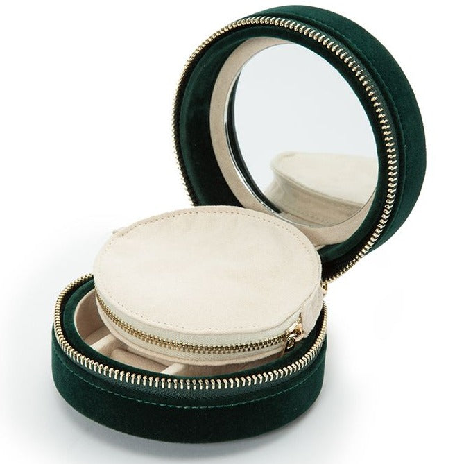 SMALL CLASSIC ROUND AMULET, 18K yellow gold
Rock Crystal Quartz
Length: 29.5mm/1.2", Width: 12mm/0.5"
, Pendant, Temple St. Clair