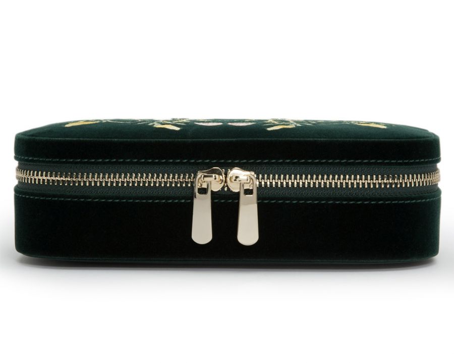LARGE ZOE JEWELRY CASE, Forest green velvet
20 compartments: 18 ring rolls, 12 necklace storage, 5 bracelet compartments, 6 bracelet/watch cuffs, and removable mini travel piece
LusterLoc™:, Jewelry Case, Wolf