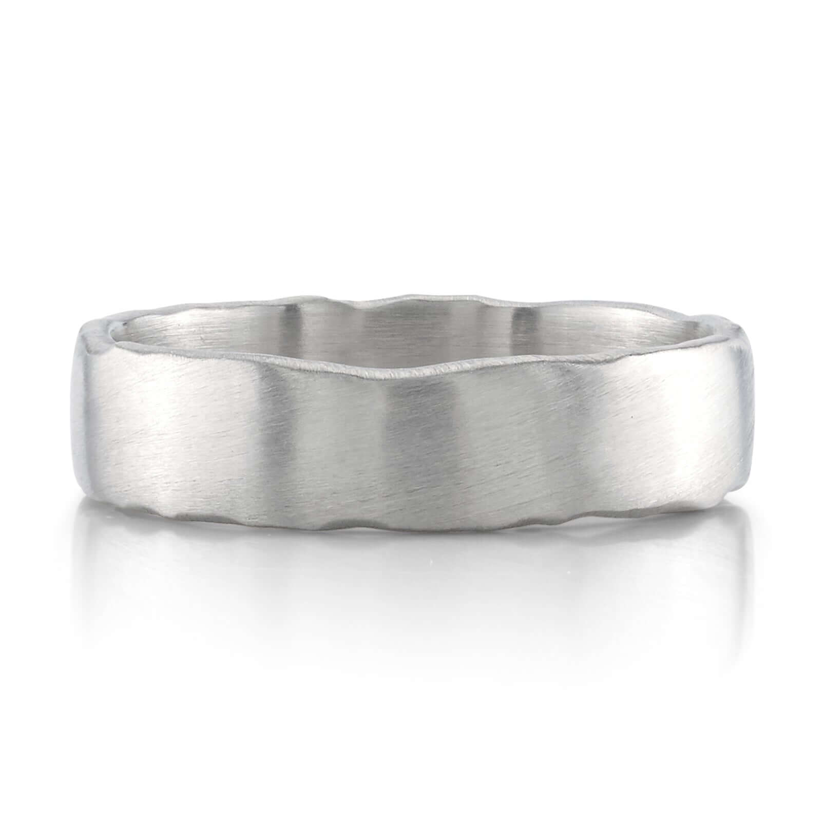 SINGLE STONE MAXWELL 5.5MM BAND | 5.5mm handcrafted Men's band. Bands available from 4mm to 8mm.