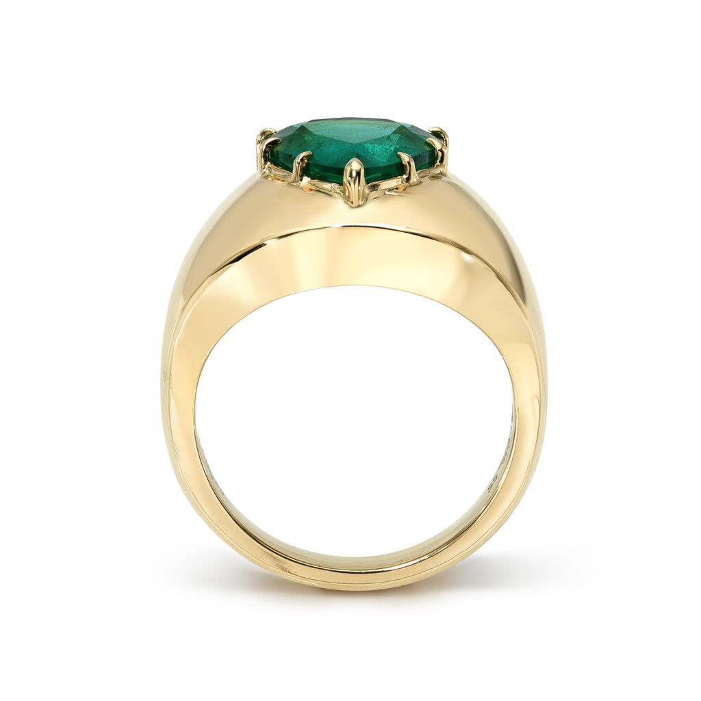 Single Stone's BRYN ring  featuring 4.08ct pear shaped green emerald prong set in a handcrafted 18K yellow gold mounting.
