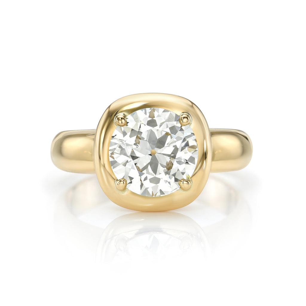 Single Stone's CORI ring  featuring 1.97ct N/VS1 GIA certified old European cut diamond prong set in a handcrafted 18K yellow gold mounting.
