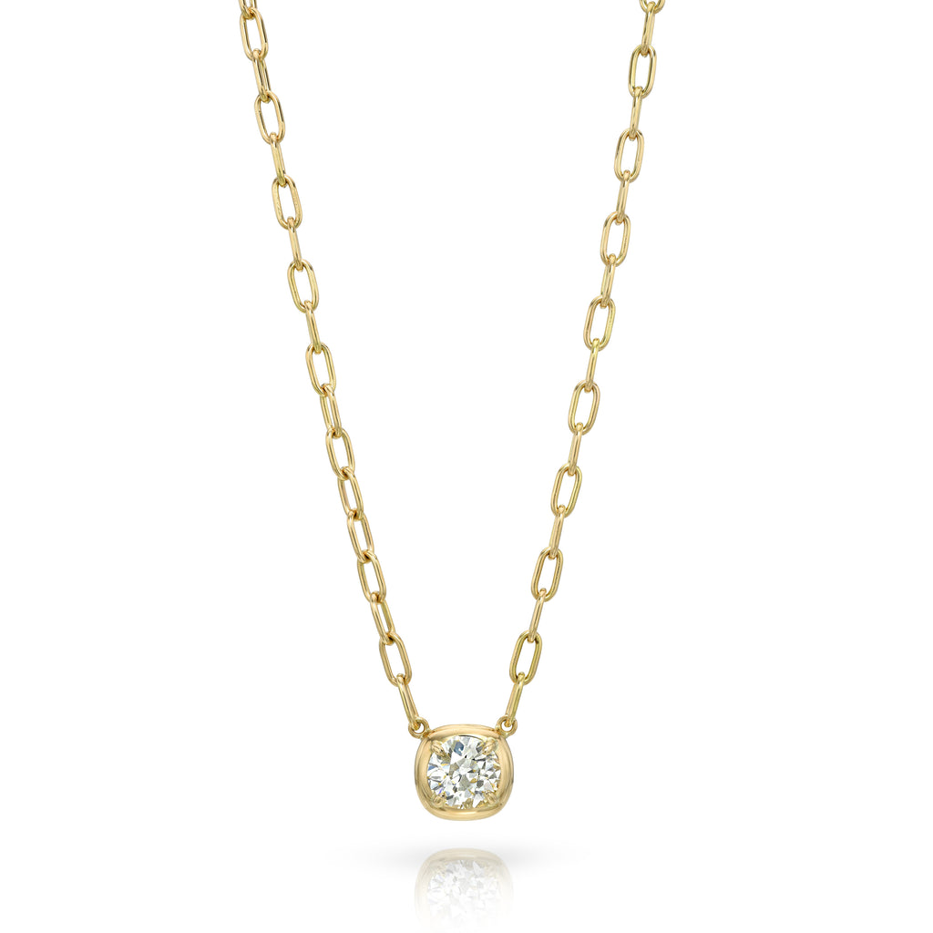 
Single Stone's Cori necklace ring  featuring 1.88ct O-P/VS1 GIA certified old European cut diamond prong set on our handcrafted 18K yellow gold Bond chain.
Necklace measures 17".
