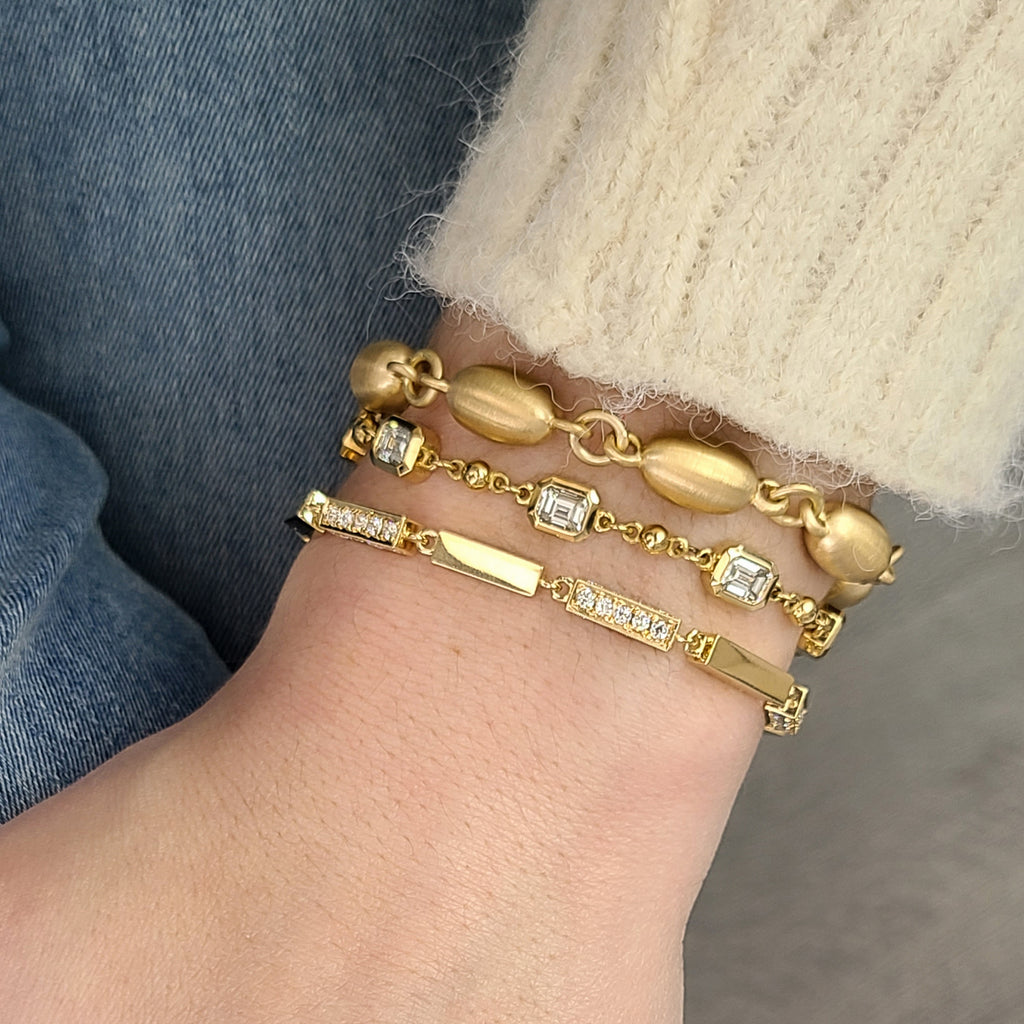 Single Stone's DOROTHY LUXE BRACELET  featuring Handcrafted 18K yellow gold large oval bead bracelet, available in a polished or satin finish. Bracelet measures 7.75&quot;
