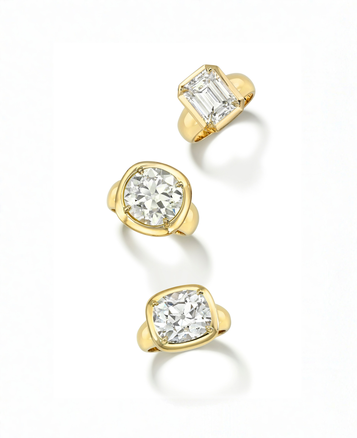 Set of 3 diamond yellow gold rings