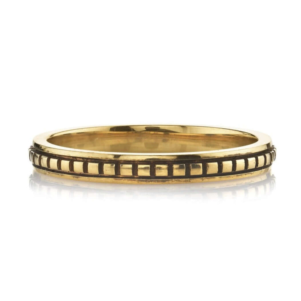 
Single Stone's Bardot band  featuring Handcrafted oxidized 18K gold square beaded band. 
Approximate band width 2.2mm.
Please inquire for additional customization. 
