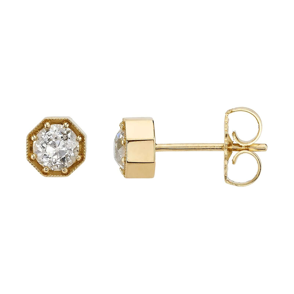 
Single Stone's Gemma studs band  featuring 0.78ctw H-I/VS-SI old European cut diamonds prong set in handcrafted 18K yellow gold stud earrings.
