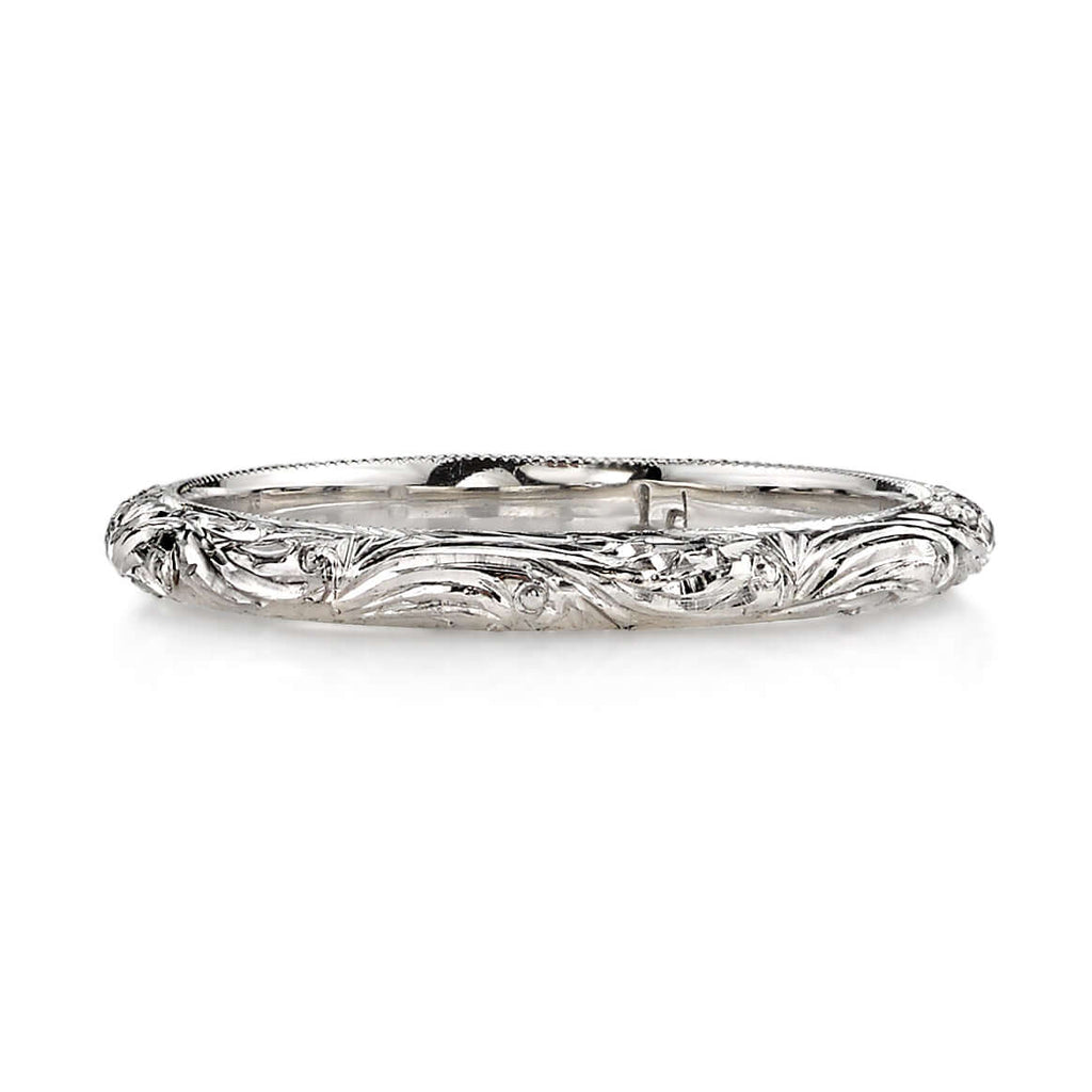 Single Stone's NATALIE band  featuring 2mm half rounded hand engraved band. Please inquire for additional customization.
