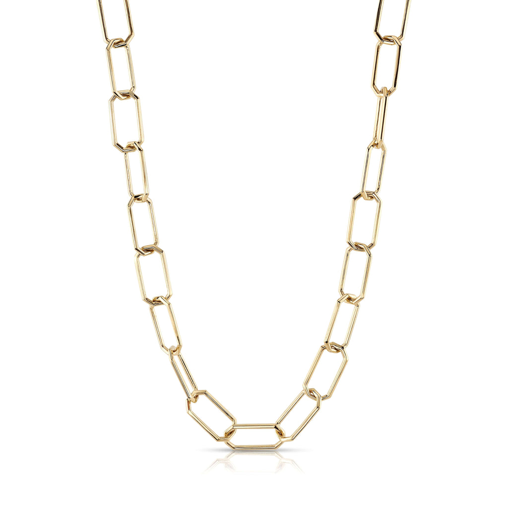 
Single Stone's Dempsey necklace ring  featuring Handcrafted 18K yellow gold box link necklace.
Necklace measures 17".
