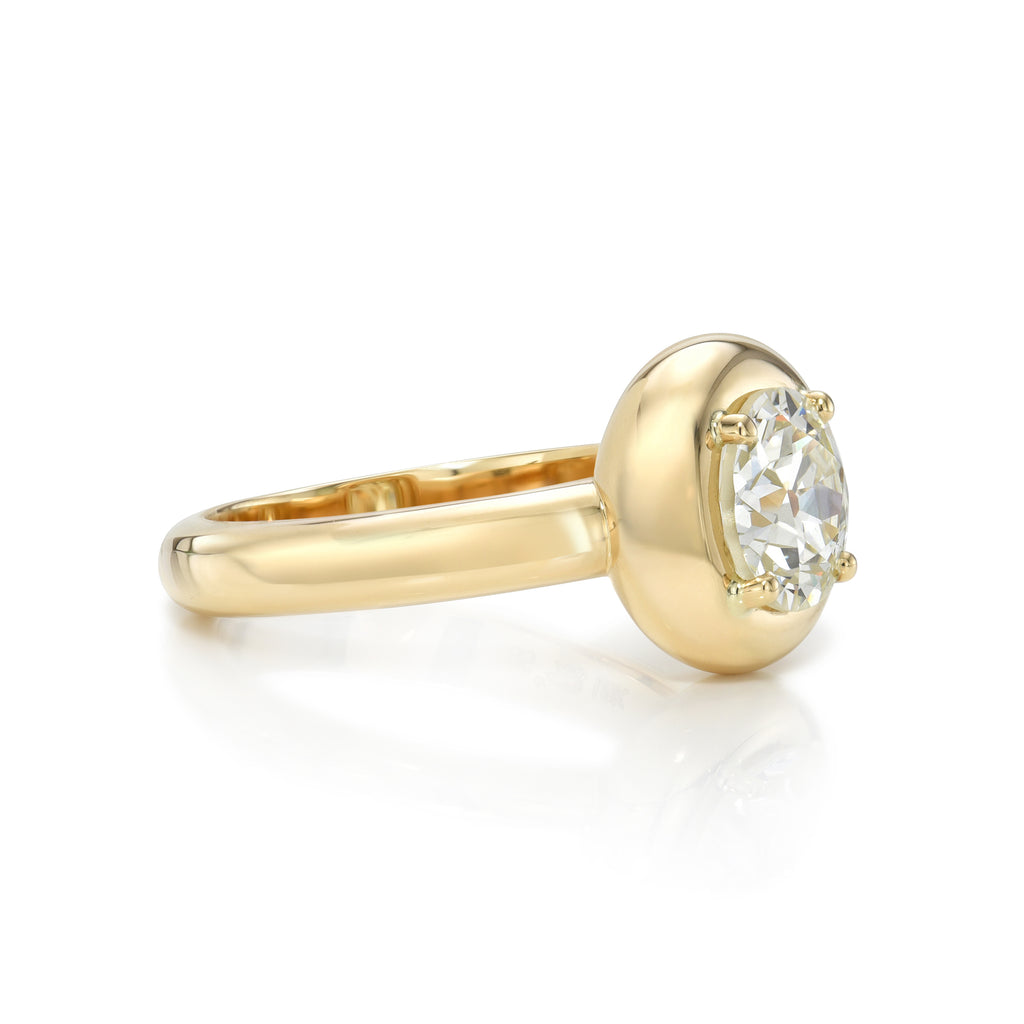 Single Stone's RANDI ring  featuring 1.51ct M/SI1 GIA certified old European cut diamond prong set in a handcrafted 18K yellow gold mounting.
