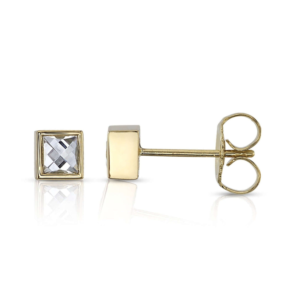 
Single Stone's Sloane studs earrings  featuring Approximately 0.35-0.45ctw J-K/VS French cut diamonds bezel set in handcrafted stud earrings.
