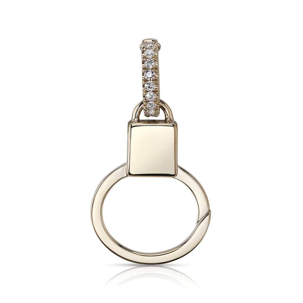 Single Stone's VIENNA pendant  featuring Approximately 0.20ctw G-H/VS old European cut diamonds set in a handcrafted 18K gold charm holder.
